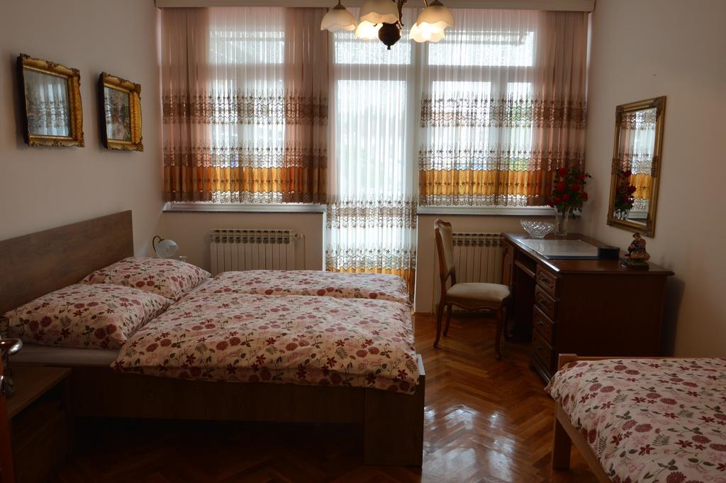 Apartment Sarah Bihać Extérieur photo